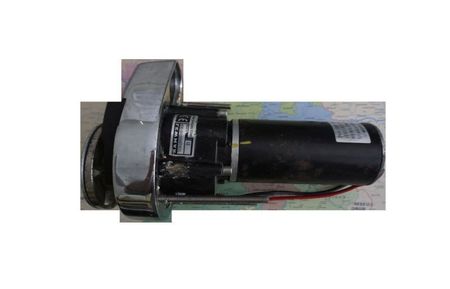 Kleiner AC/DC-Anker: Warum Reparatur statt Neukauf die bessere Wahl ist, als Bildbeispiel der kleine DC Motor (DC bedeutet Gleichstrom)